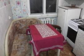 Недвижимость Квартиры / 1-к квартира, 30 м², 1/5 эт.