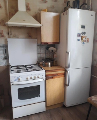 Недвижимость Комнаты / Комната 20 м² в 2-к, 1/2 эт.